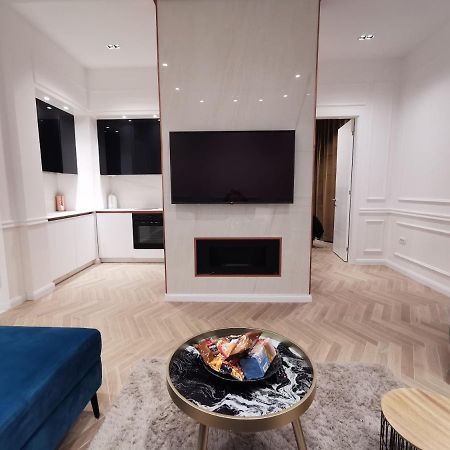 Max Central Apartment Belgrado Exterior foto